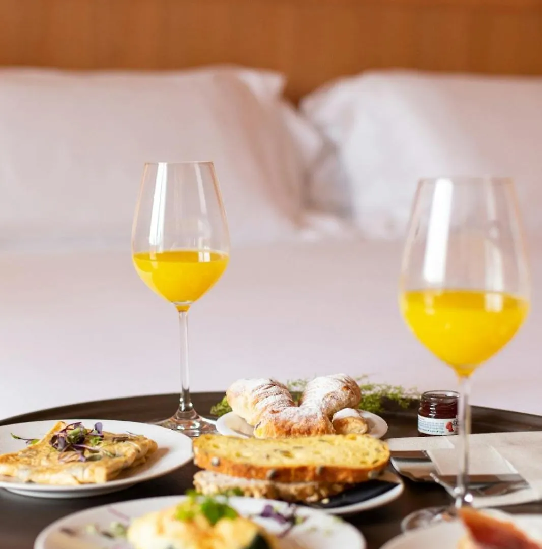 Hotel Cozy Suite New Delhi