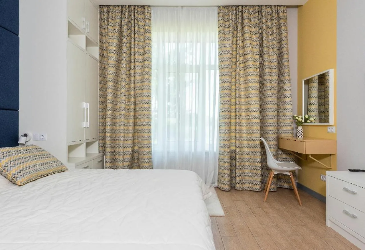 Hotel Cozy Suite New Delhi 4*,  India