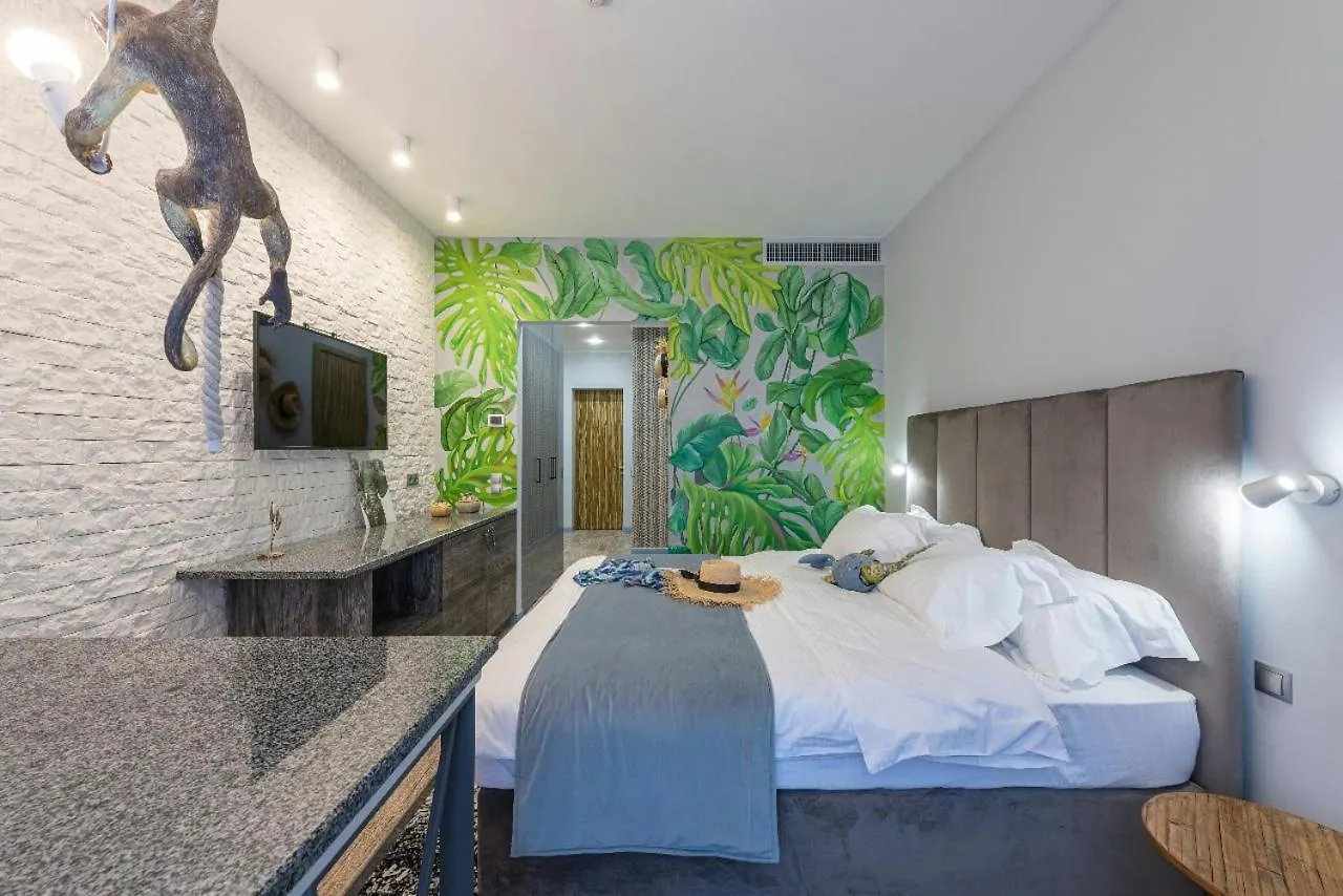 Hotel Cozy Suite New Delhi